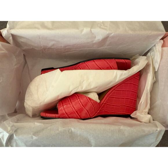 NEW Lisa Vicky Nordstrom Adore-V Croco Wedge Sandals Black Patent Leather 7 - Picture 6 of 7